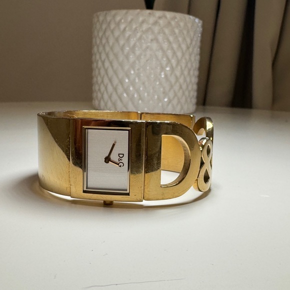 Dolce Gabbana watch/Cuff bracelet Gold - Picture 2 of 9